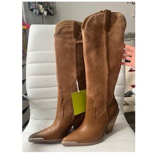 Gianni Bini Brown Knee High Boots. BRAND NEW